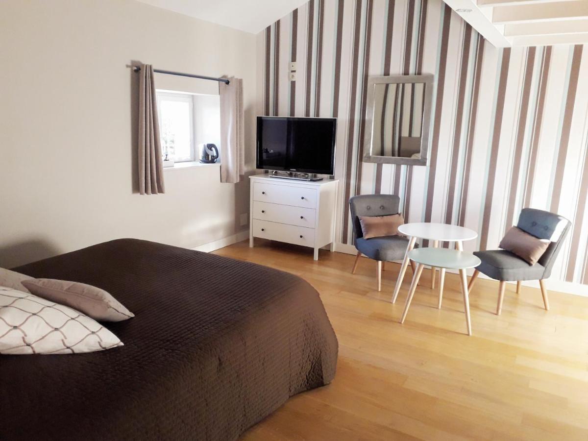 La Tourelle De Chevignat Bed & Breakfast Courmangoux Bagian luar foto